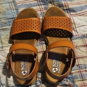 Skechers Tan Sandals Comfort Cushioned Casual